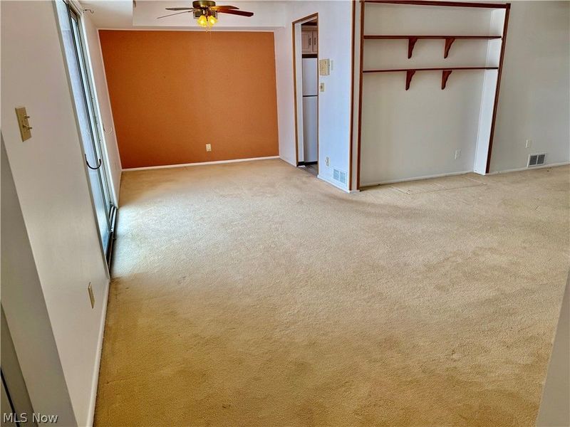 8140 Independence Drive, Unit B, Mentor, OH 44060 Photo 4