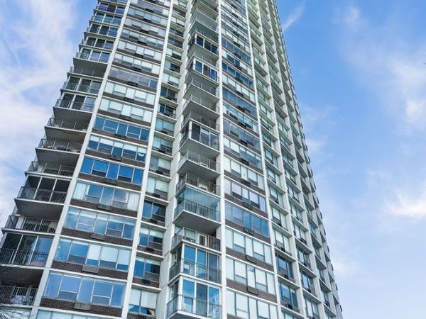 940 W Glenlake Avenue, Unit 42B, Chicago, IL 60660