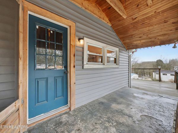 3002 Highway 61 E, Luttrell, TN 37779