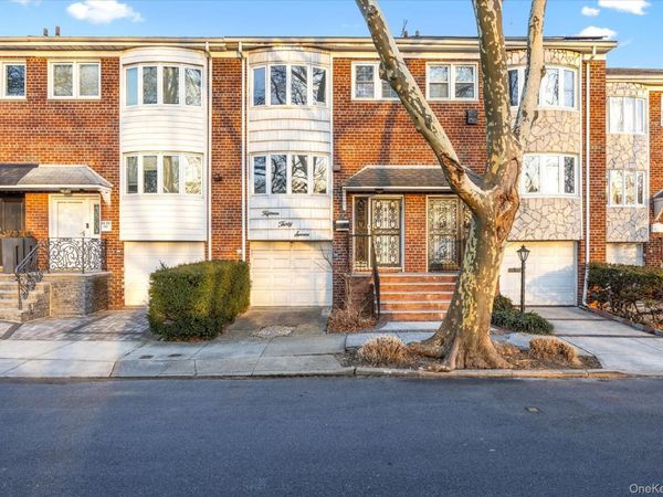 1537 144th Street , Whitestone, NY 11357