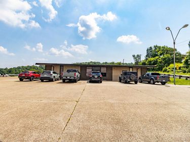 385 Good Hope, Clarksburg, WV 26301