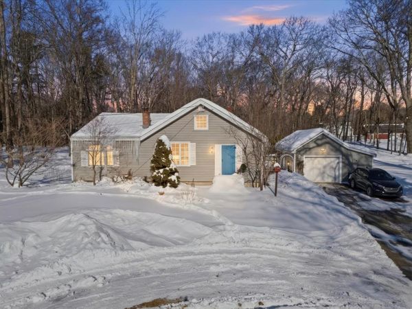 143 Walnut Avenue, North Hampton, NH 03862