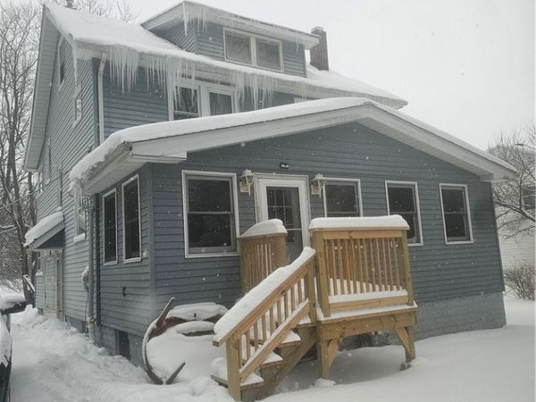 25150 Columbus Road, Bedford, OH 44146