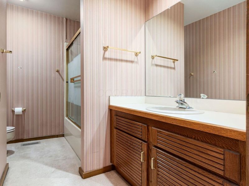 8670 Craigston Court, Dublin, OH 43017 Photo 15