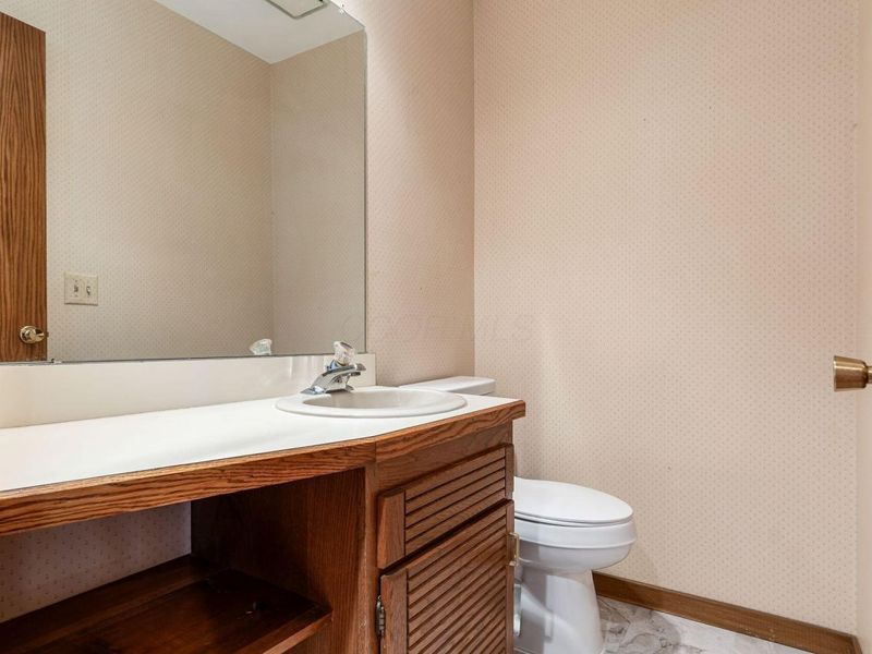 8670 Craigston Court, Dublin, OH 43017 Photo 9