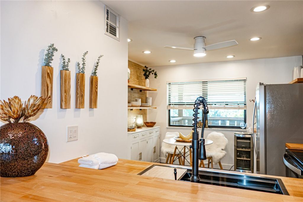 162 Saint Lucie Boulevard, Unit 403, Stuart, FL 34996 Photo