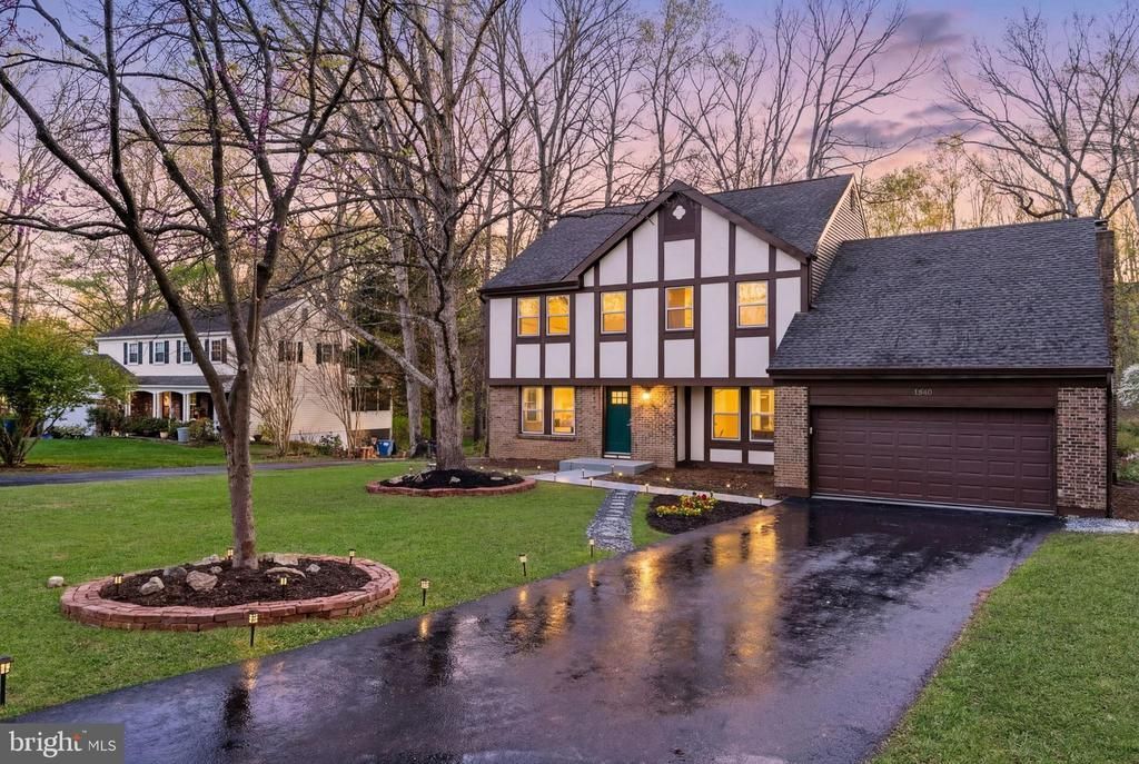 1840 Post Oak Trail, Reston, VA 20191 Main Photo