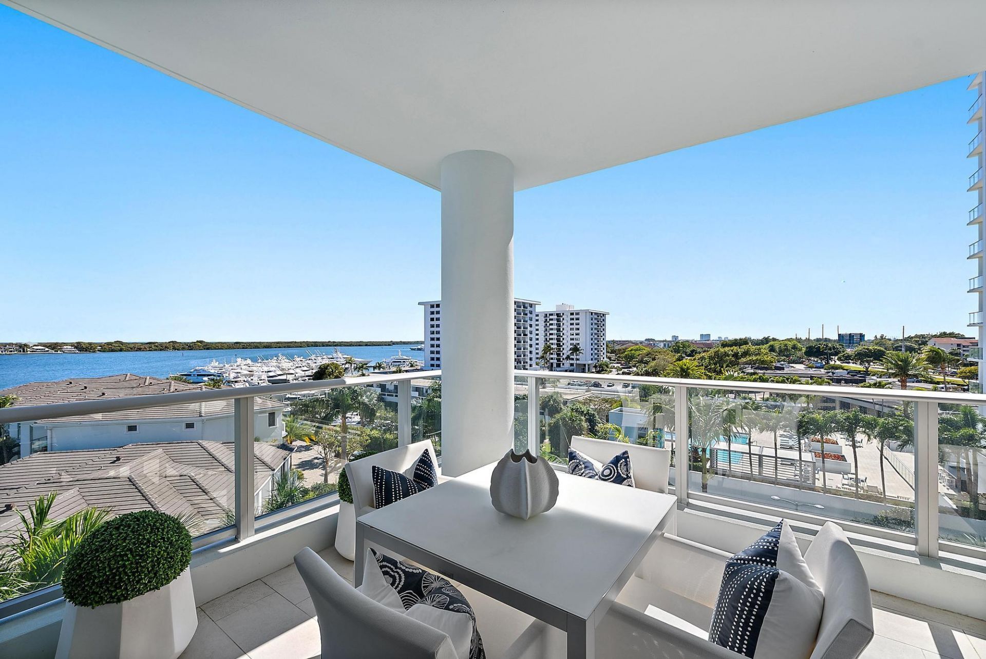 2 Water Club Way, Unit 603, North Palm Beach, FL 33408 Photo
