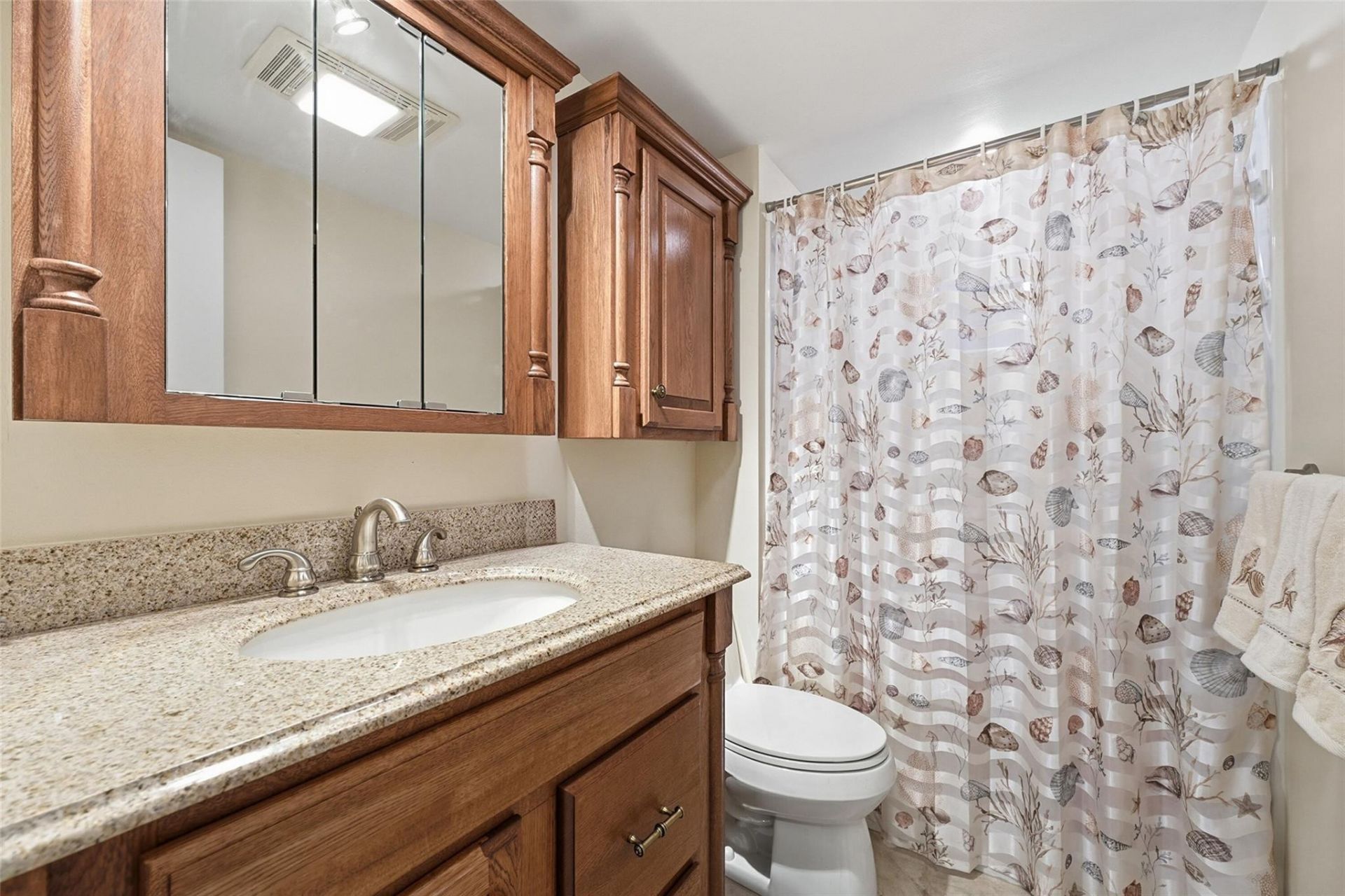 401 Lake Frances Drive, Unit 401, West Palm Beach, FL 33411 Photo