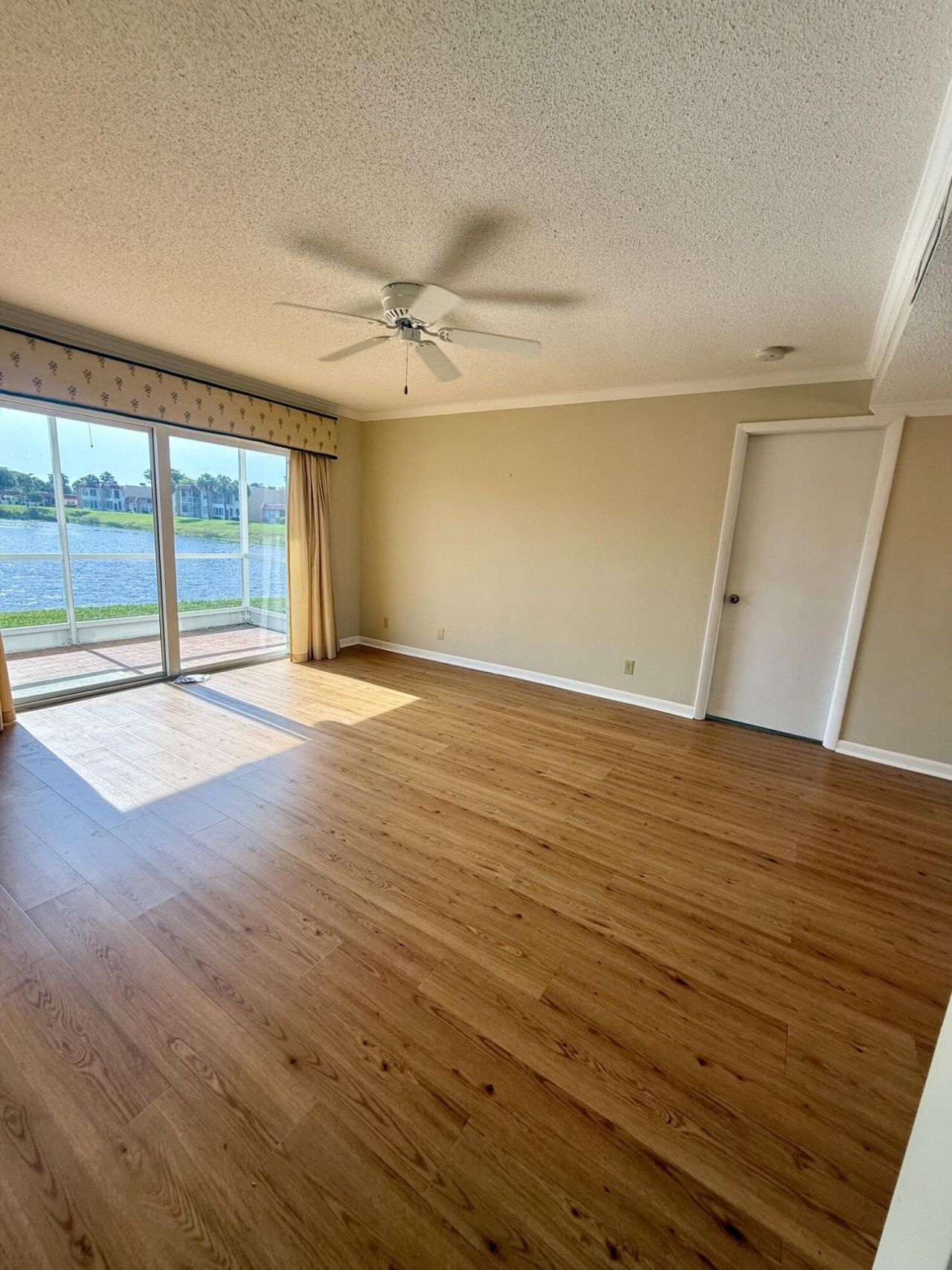 401 Lake Frances Drive, Unit 401, West Palm Beach, FL 33411 Photo
