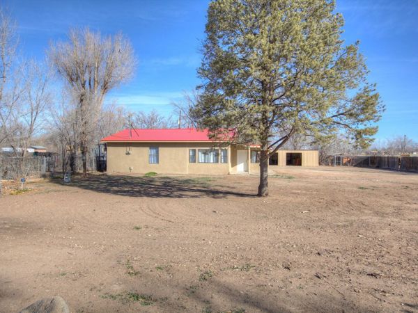 327 Homesite Lane NW, Albuquerque, NM 87114