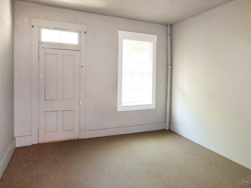 2128 Ravine Street, Cincinnati, OH 45214 Photo 3