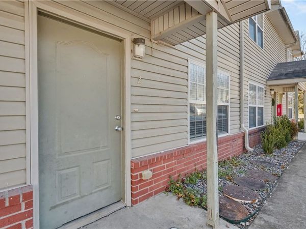 1428 W Netherland Way, Unit 2, Fayetteville, AR 72701