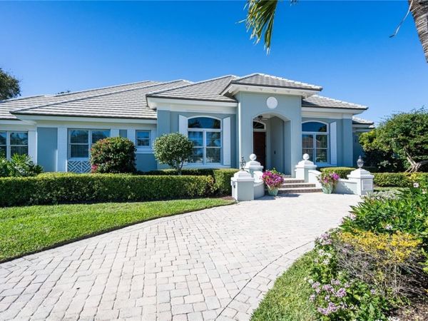 301 Sable Oak Drive, Vero Beach, FL 32963