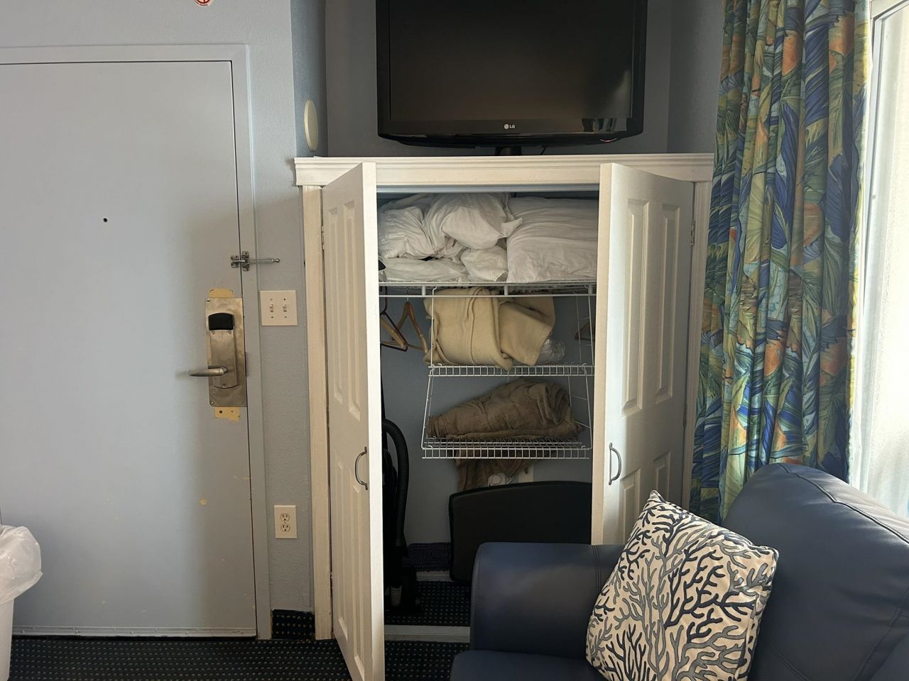 2701 S Ocean Blvd. Photo 19