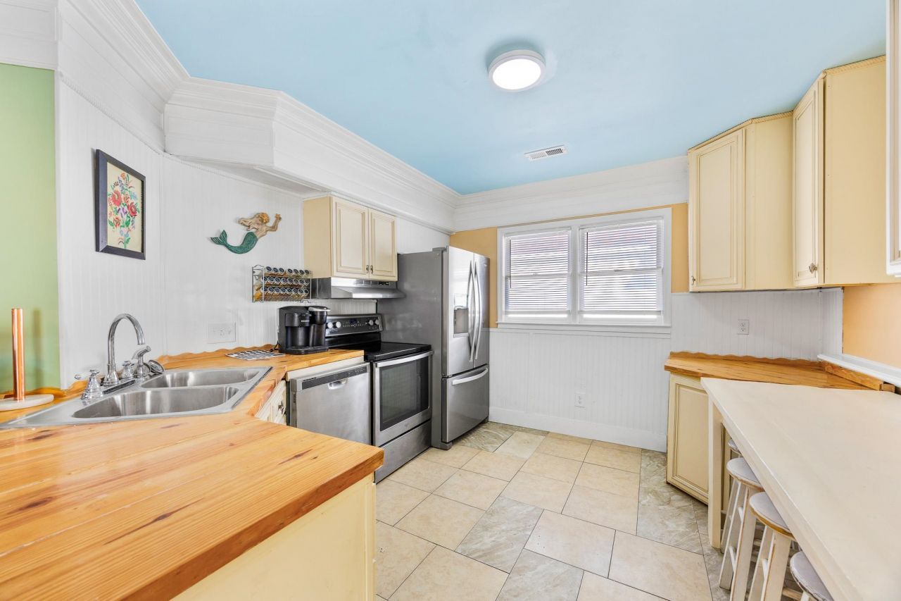 1376 Tranquility Ln. Photo 16