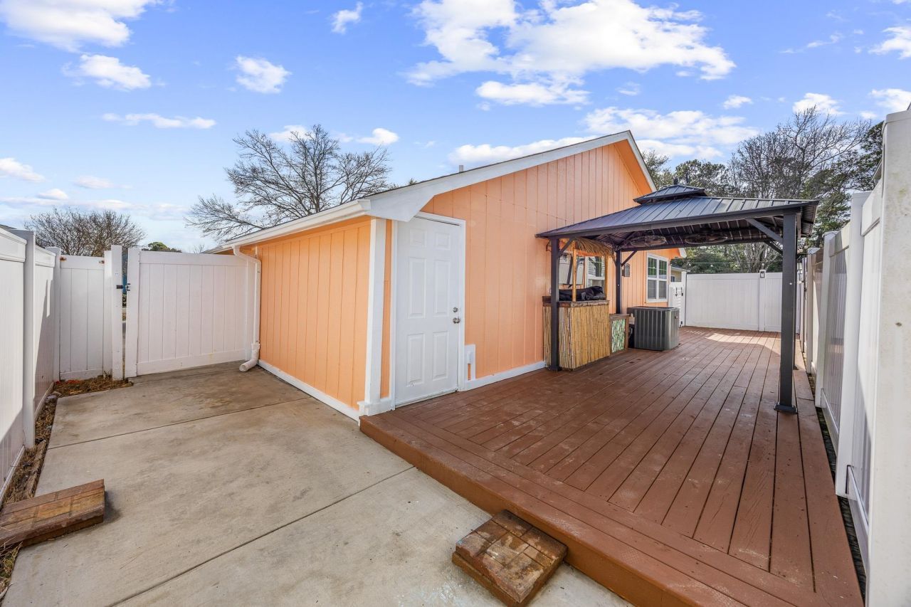 1376 Tranquility Ln. Photo 32