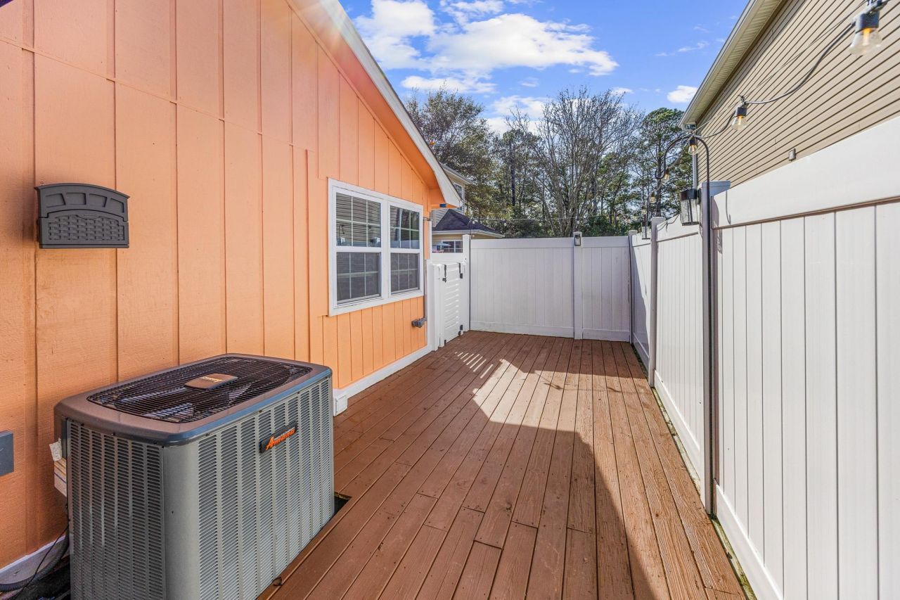 1376 Tranquility Ln. Photo 33