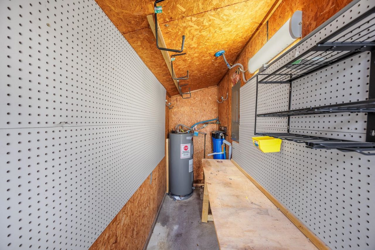 1376 Tranquility Ln. Photo 34