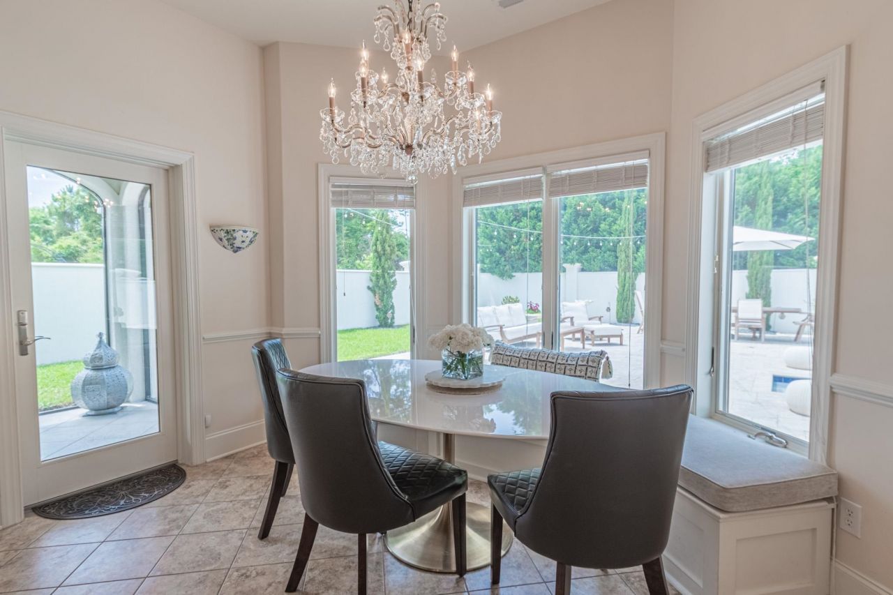 616 Edgecreek Dr. Photo 13