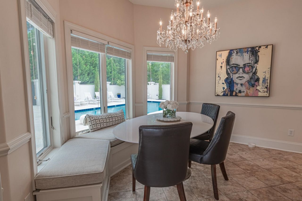 616 Edgecreek Dr. Photo 14