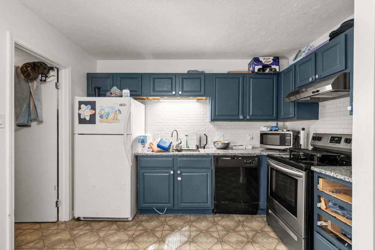 4520 Tarpon Bay Rd.  Photo 17