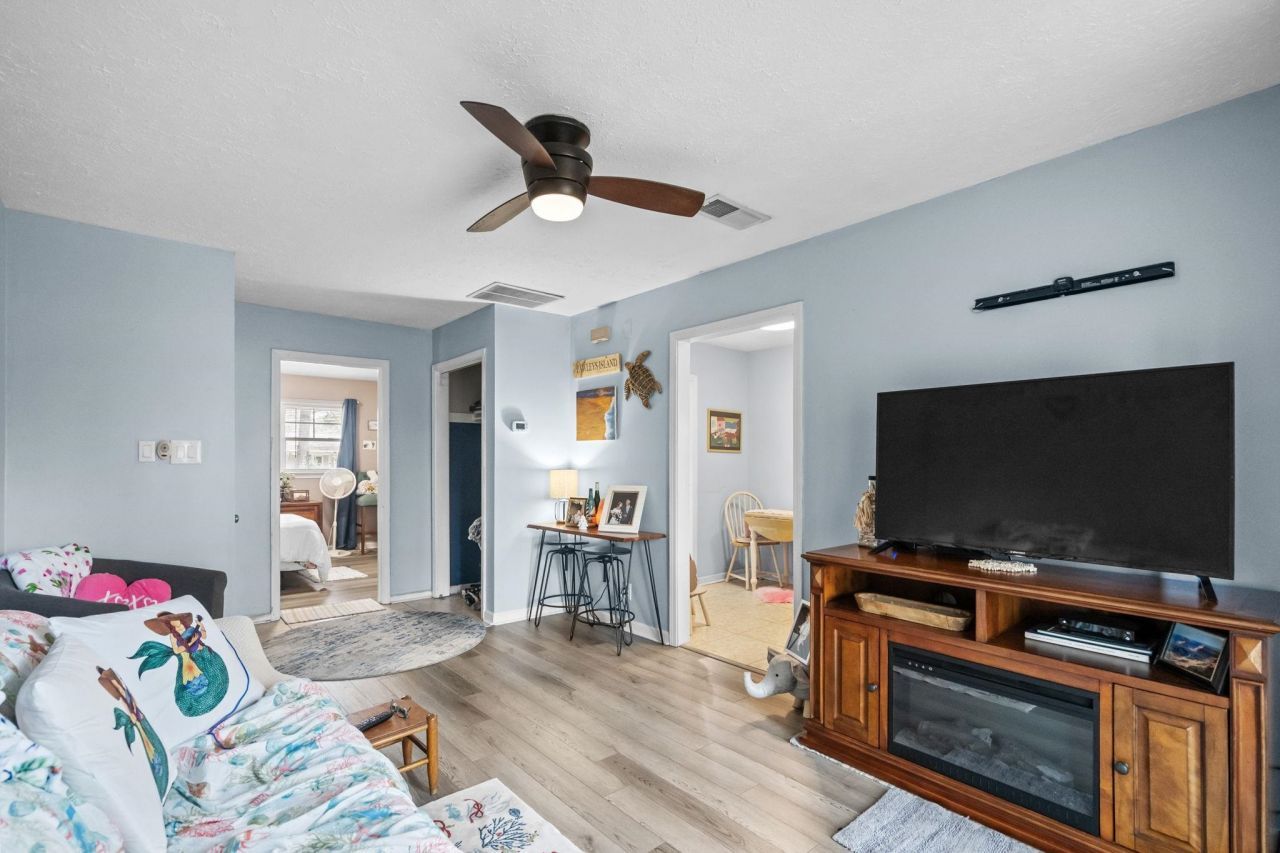 4520 Tarpon Bay Rd.  Photo 29