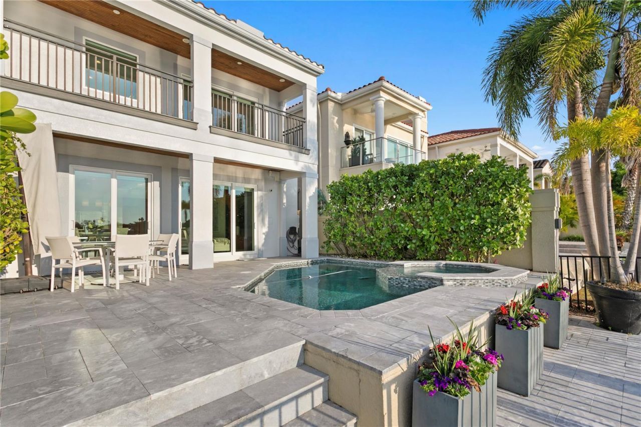 1037 Royal Pass Road, Tampa, FL 33602 Photo