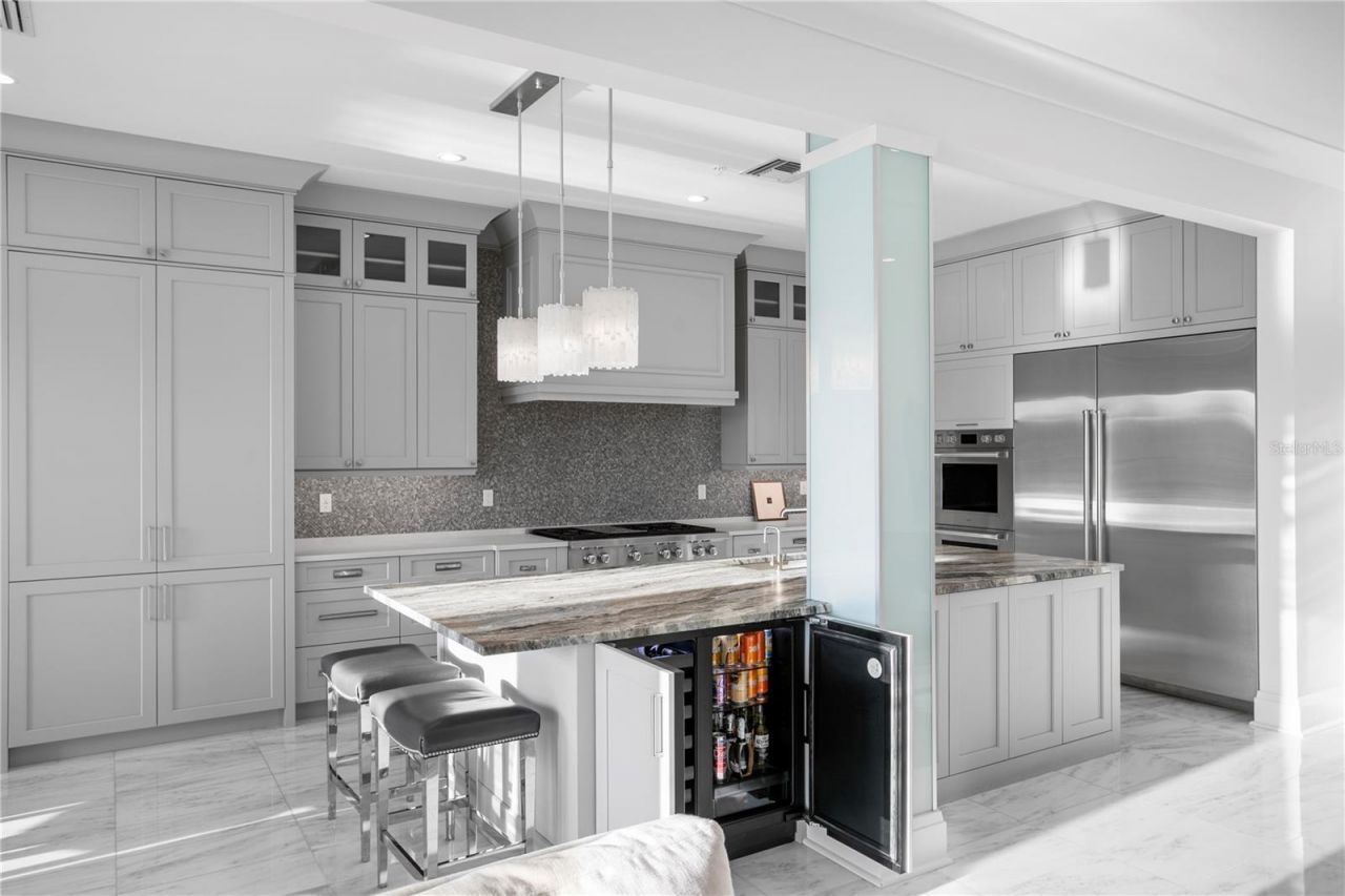 1037 Royal Pass Road, Tampa, FL 33602 Photo