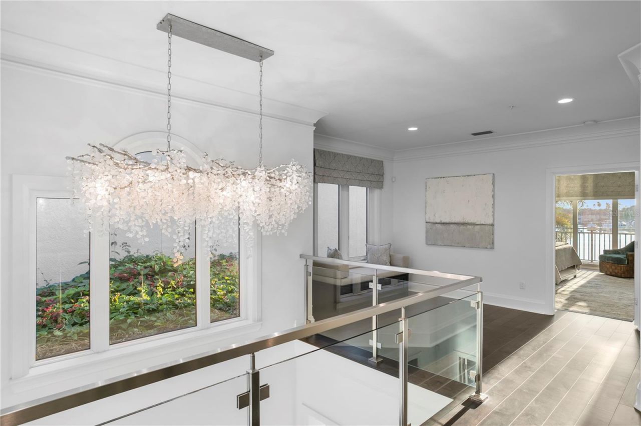 1037 Royal Pass Road, Tampa, FL 33602 Photo