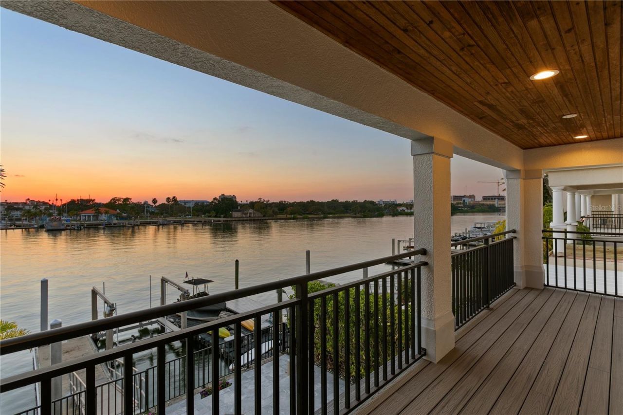 1037 Royal Pass Road, Tampa, FL 33602 Photo