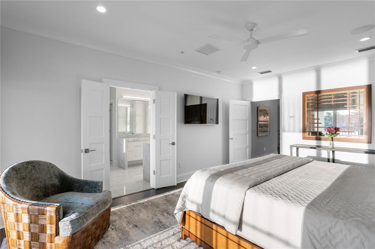 1037 Royal Pass Road, Tampa, FL 33602 Photo