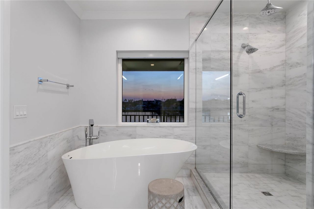 1037 Royal Pass Road, Tampa, FL 33602 Photo