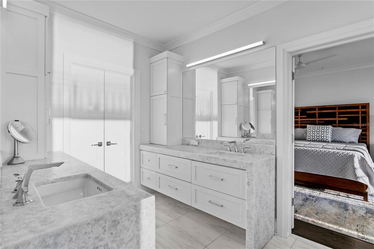 1037 Royal Pass Road, Tampa, FL 33602 Photo