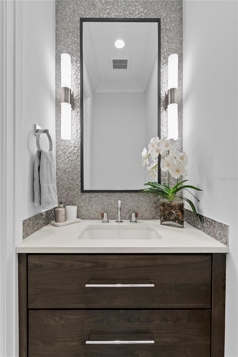 1037 Royal Pass Road, Tampa, FL 33602 Photo