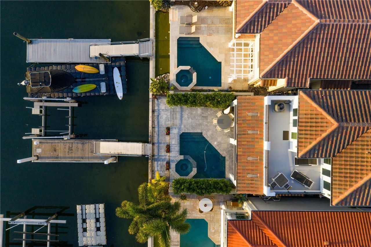 1037 Royal Pass Road, Tampa, FL 33602 Photo