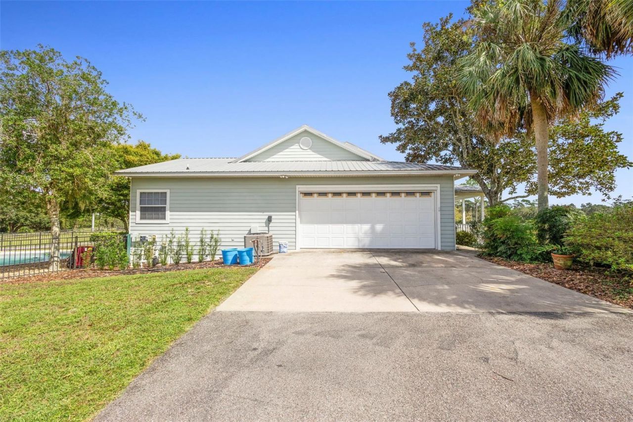 42554 Maggie Jones Road, Paisley, FL 32767 Photo