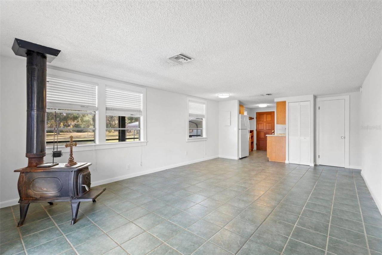 42554 Maggie Jones Road, Paisley, FL 32767 Photo