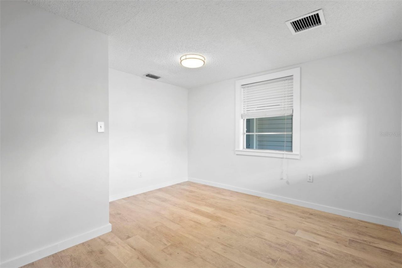 42554 Maggie Jones Road, Paisley, FL 32767 Photo