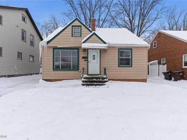 2303 Tuxedo Avenue, Parma, OH 44134