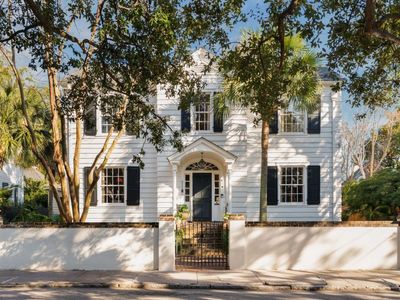 2 Lenwood Boulevard, Charleston, SC 29401