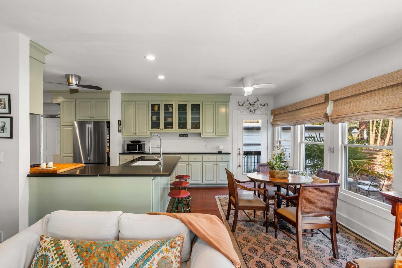 2 Lenwood Boulevard Photo 14