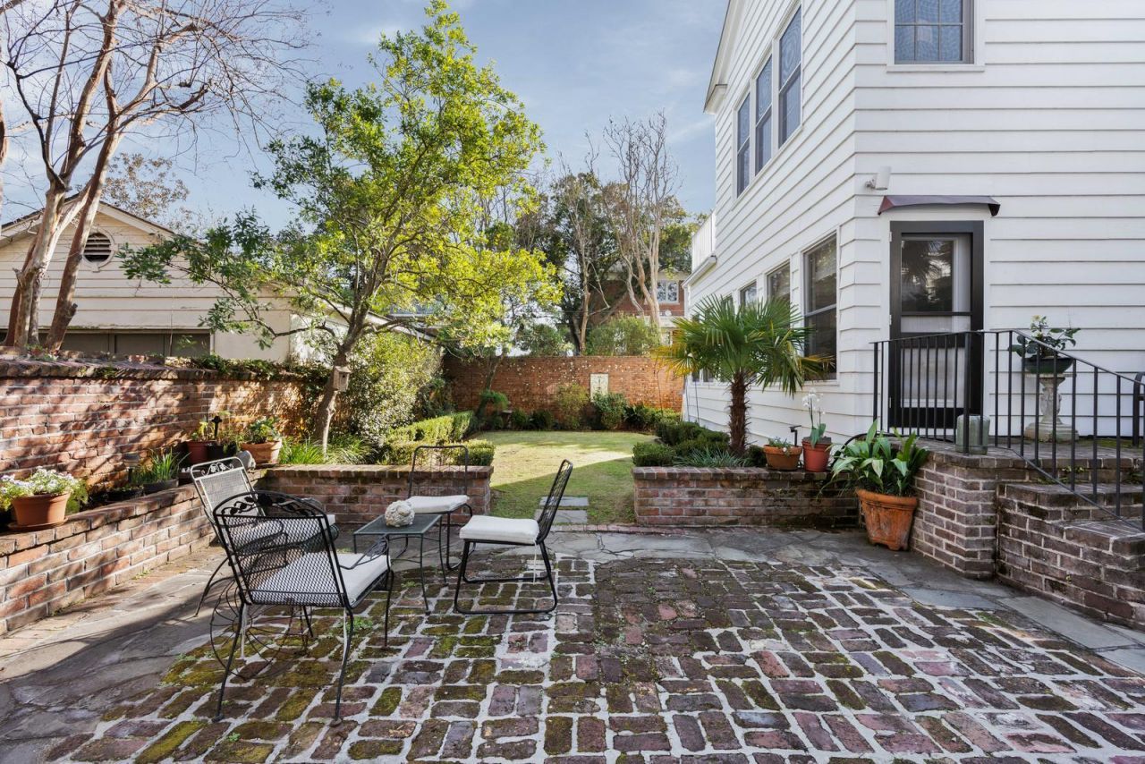 2 Lenwood Boulevard Photo 23