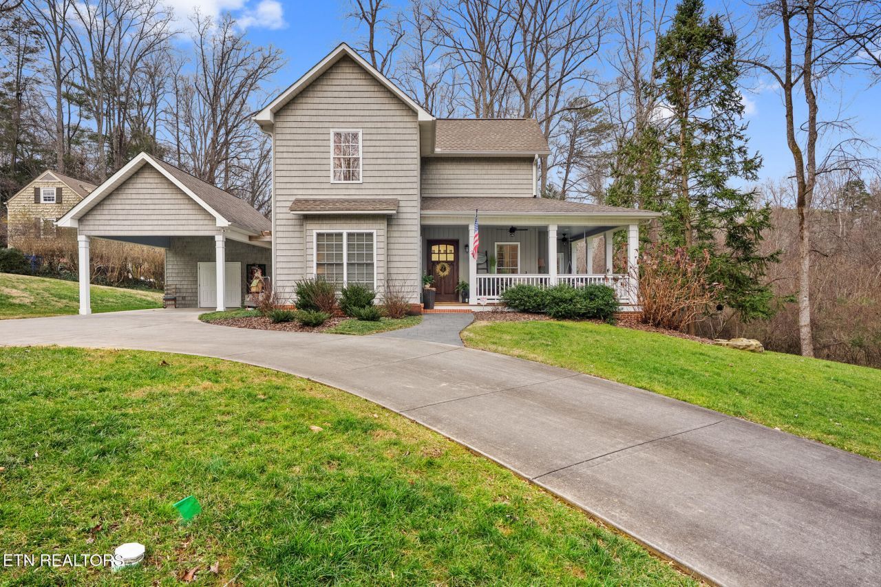 21 E Norris Rd, Norris, TN 37828 Main Photo