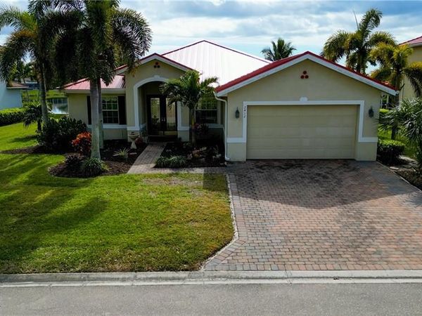 2412 Ashbury CIR, CAPE CORAL, FL 33991