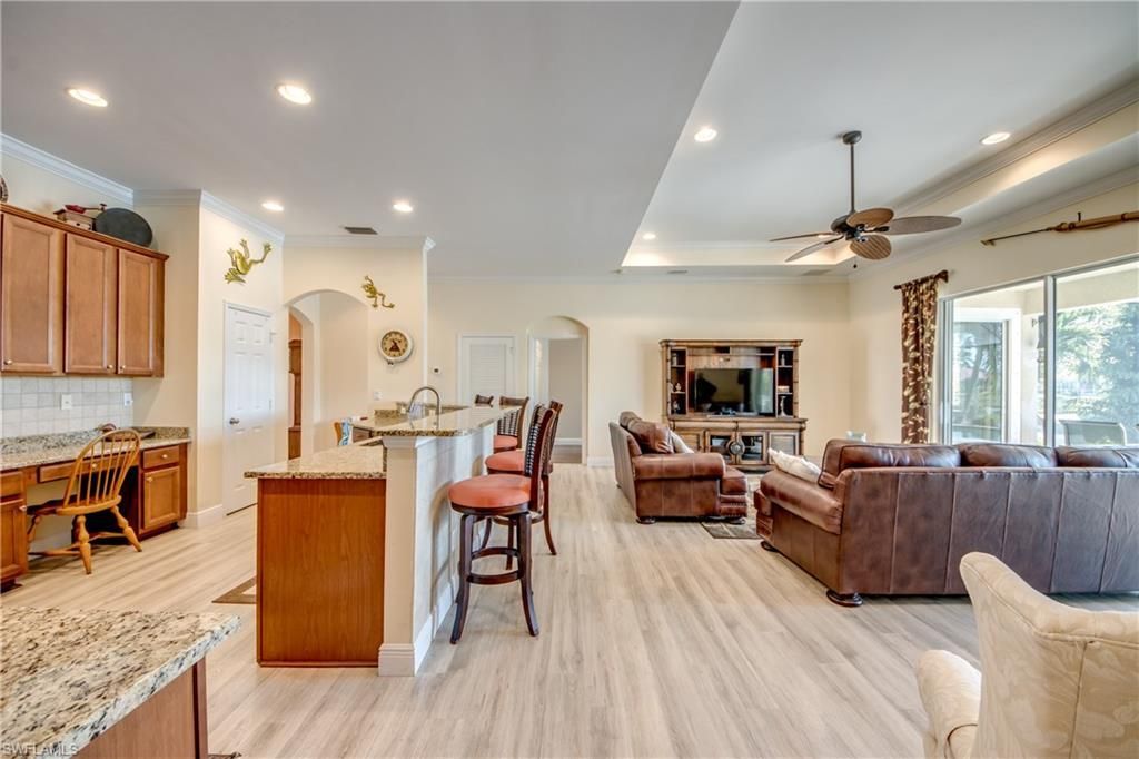 2412 Ashbury Cir, Cape Coral, FL 33991 Photo