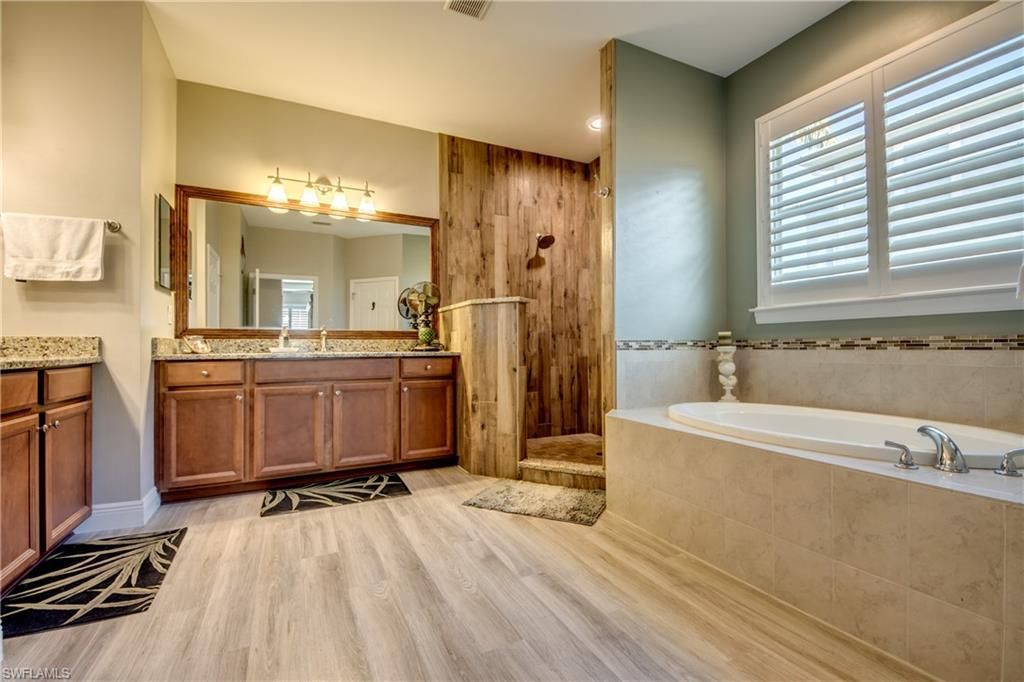 2412 Ashbury Cir, Cape Coral, FL 33991 Photo