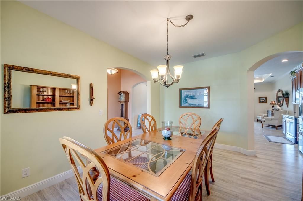 2412 Ashbury Cir, Cape Coral, FL 33991 Photo