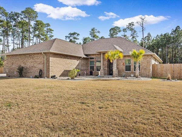5923 Michael Drive, Milton, FL 32583