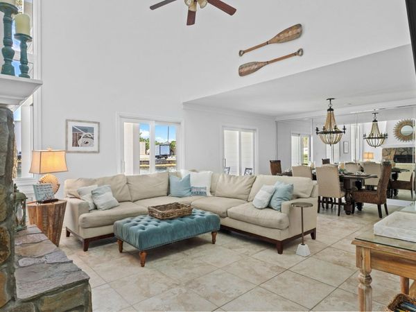 900 Gulf Shore Drive, Unit 5, Destin, FL 32541